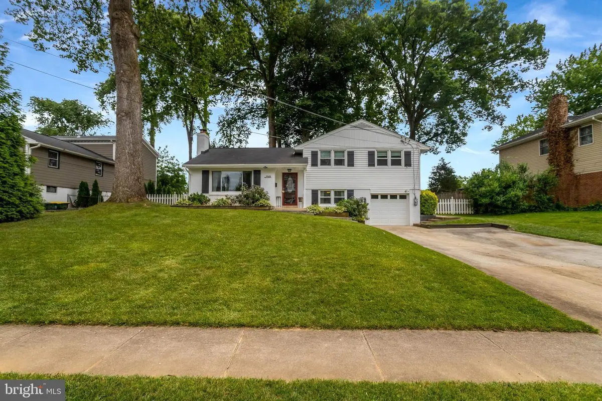 7505 Hogarth St, Springfield, VA 22151 - #1