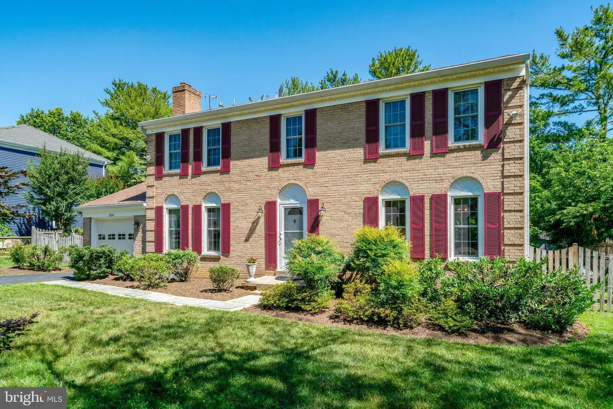 3124 Glen Carlyn Rd, Falls Church, VA 22041 - #1
