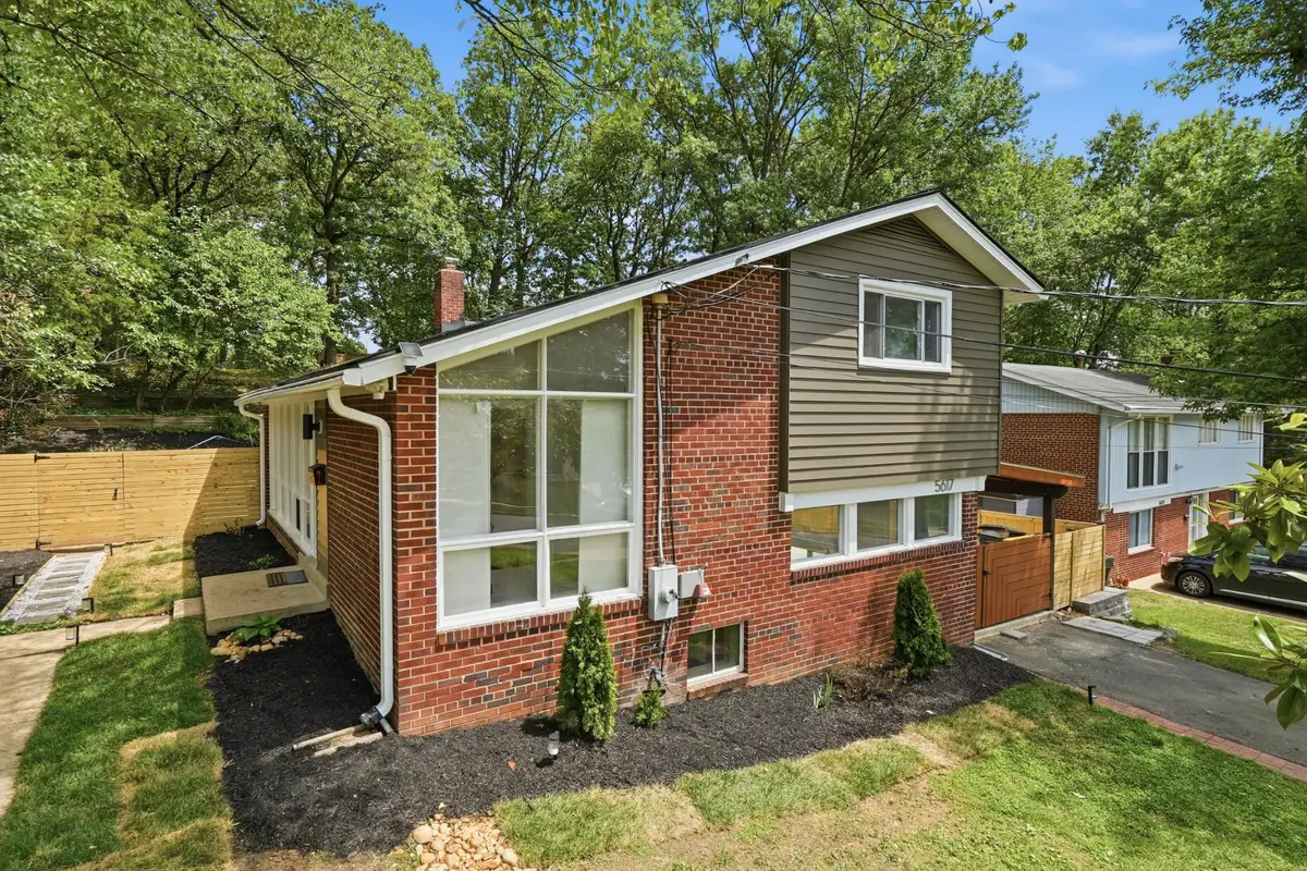 5617 Hershey Ln, Alexandria, VA 22312 - #1