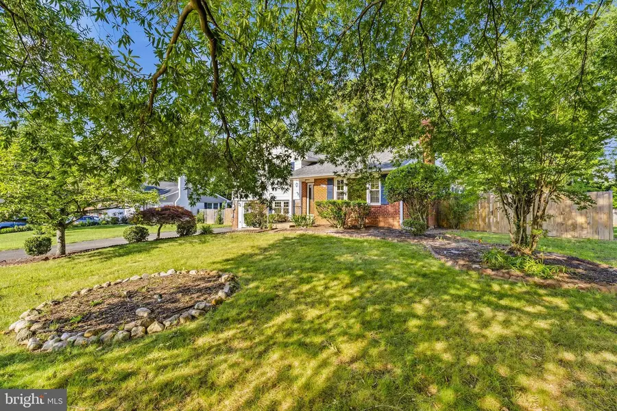 5211 Gilpin Dr, Springfield, VA 22151 - #3