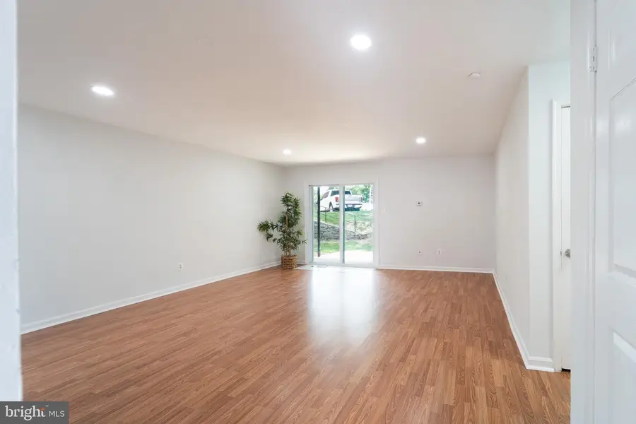 14421 Saguaro Pl, Centreville, VA 20121 - #3