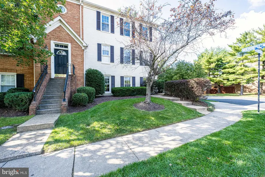 2000 Gallows Tree Ln, Vienna, VA 22182 - #3