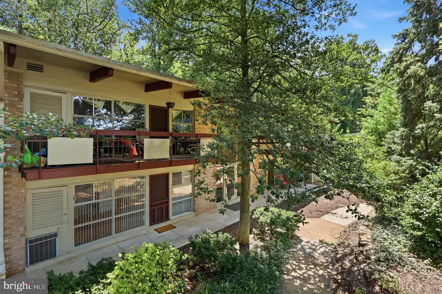 4203 Americana Dr #101, Annandale, VA 22003 - #3