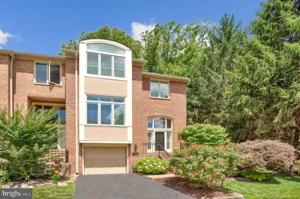11540 Hemingway Dr, RESTON, VA 20194