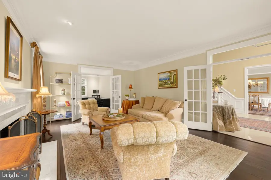 1257 New Bedford Ln, Reston, VA 20194 - #3