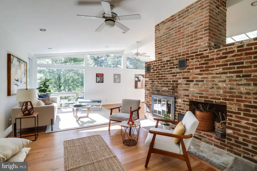 7413 Rebecca Dr, Alexandria, VA 22307 - #3