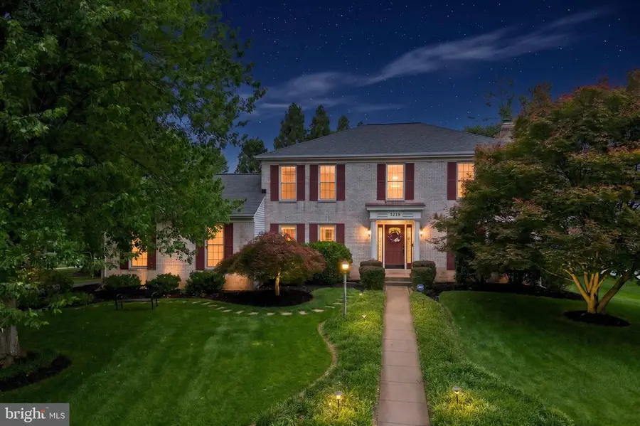 3219 Grassmere Ct, Herndon, VA 20171 - #3