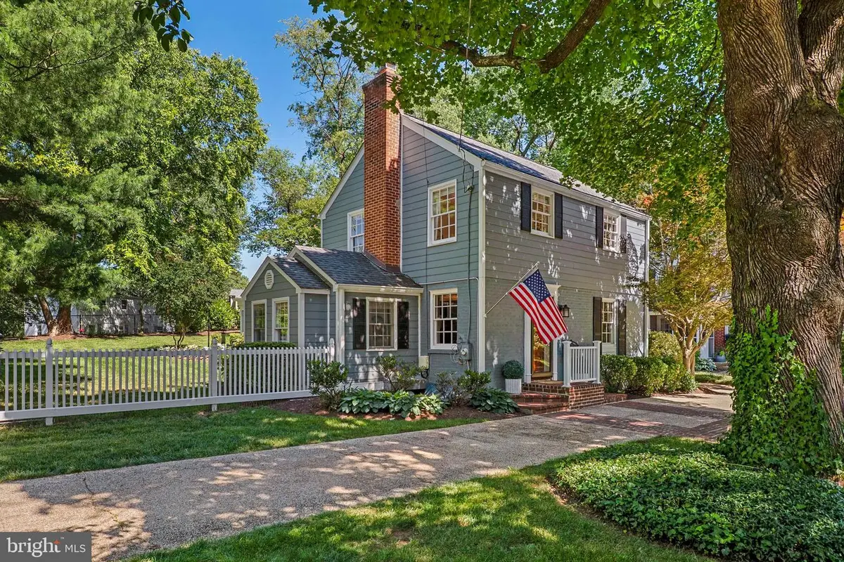2915 Marshall St, Falls Church, VA 22042 - #1
