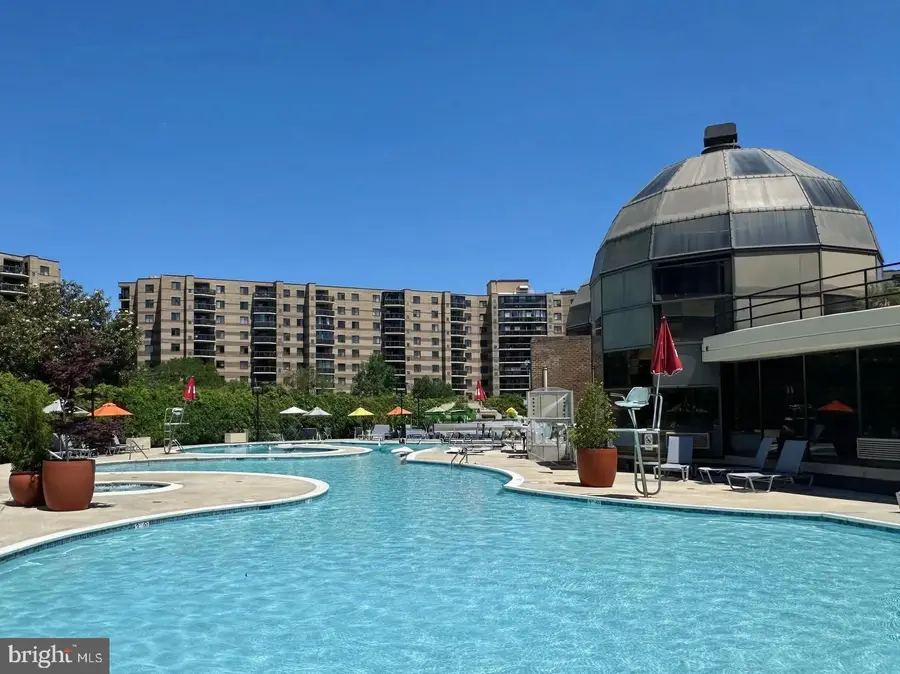 8370 Greensboro Dr #420, McLean, VA 22102 - #2