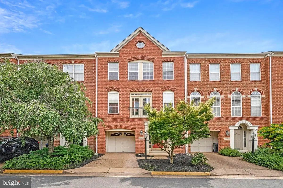 2849 Laura Gae Cir, Vienna, VA 22180 - #1
