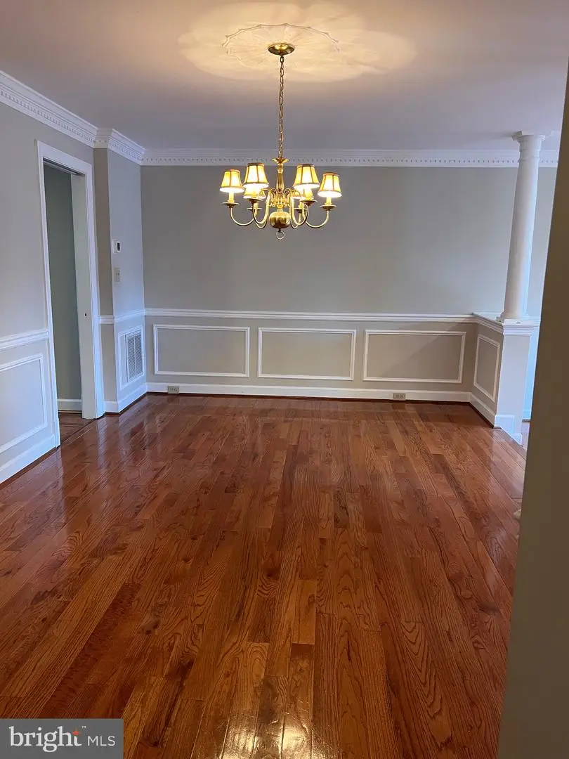 8112 Madrillon Ct, Vienna, VA 22182 - #2