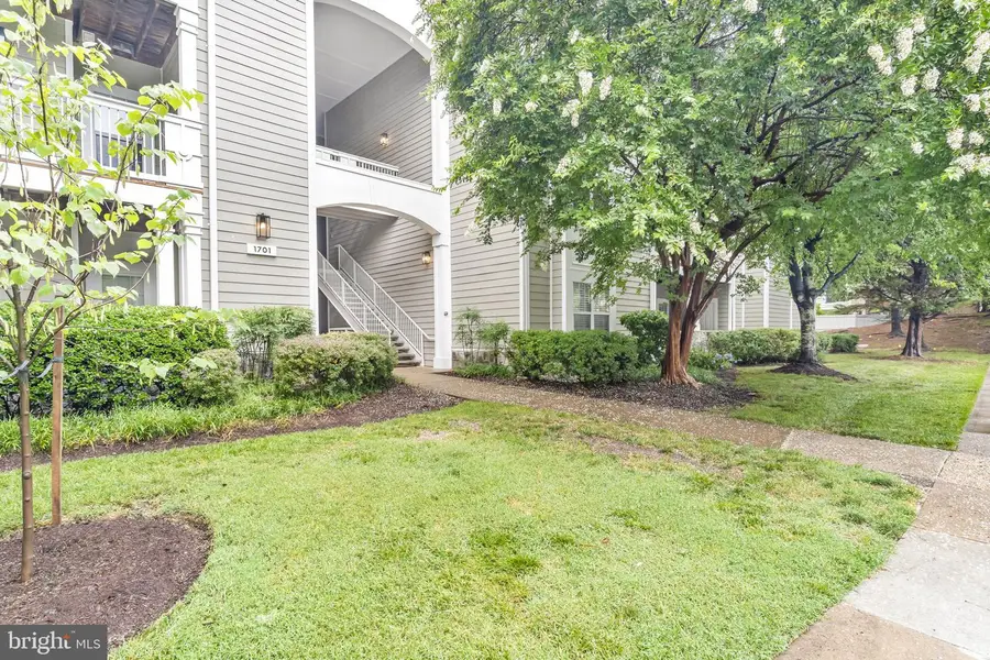 1701 Lake Shore Crest Dr #31, Reston, VA 20190 - #3