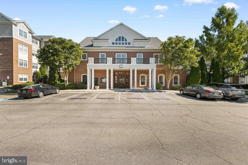 12957 Centre Park Cir #304, Herndon, VA 20171 - #1
