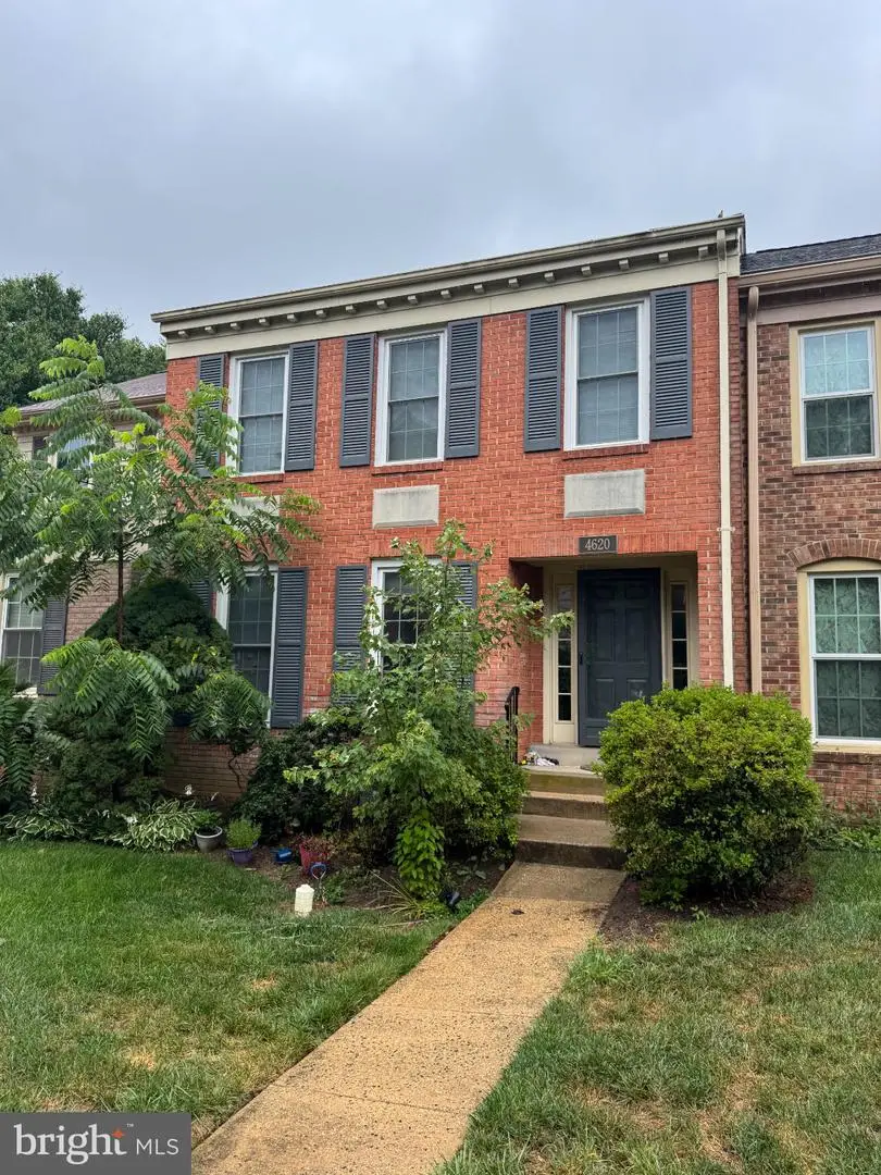 4620 Luxberry Dr, Fairfax, VA 22032 - #1