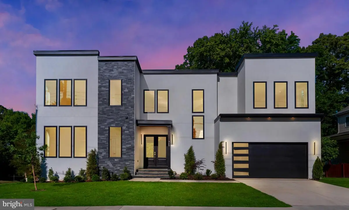 719 Meadow Ln Sw, Vienna, VA 22180 - #1