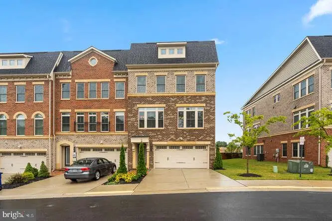 2358 Chadlington Rd, Falls Church, VA 22043 - #1