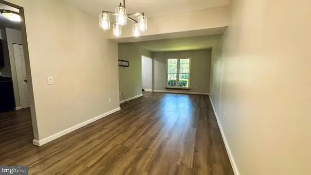 6007 Westbourne Pl, Centreville, VA 20120 - #3