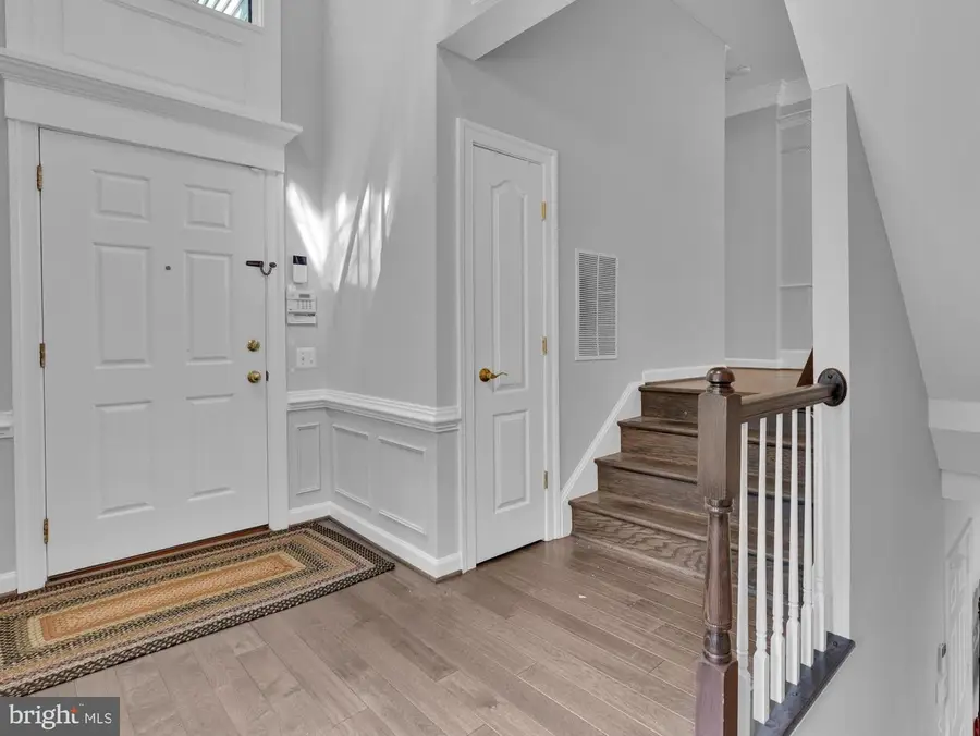 9548 Lagersfield Cir, Vienna, VA 22181 - #3
