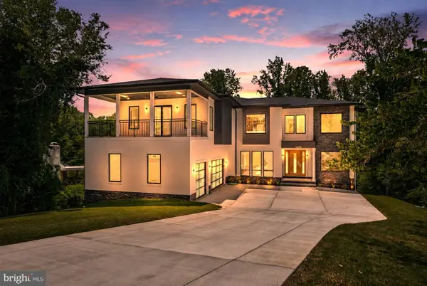 1434 Waggaman Cir, MCLEAN, VA 22101