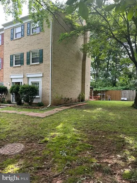14709 Bentley Sq, Centreville, VA 20120 - #3