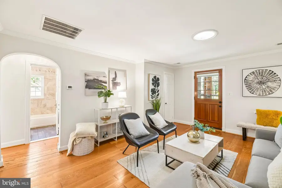 8420 Leaf Rd, Alexandria, VA 22309 - #3