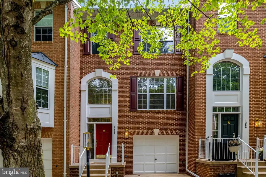 1268 Wild Hawthorn Way, Reston, VA 20194 - #3