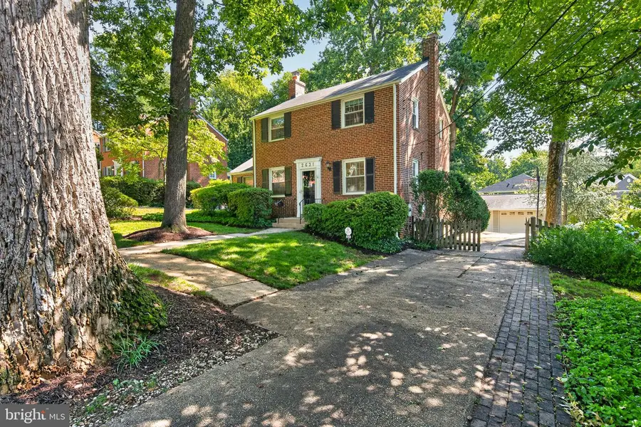 2631 Woodley Pl, Falls Church, VA 22046 - #3