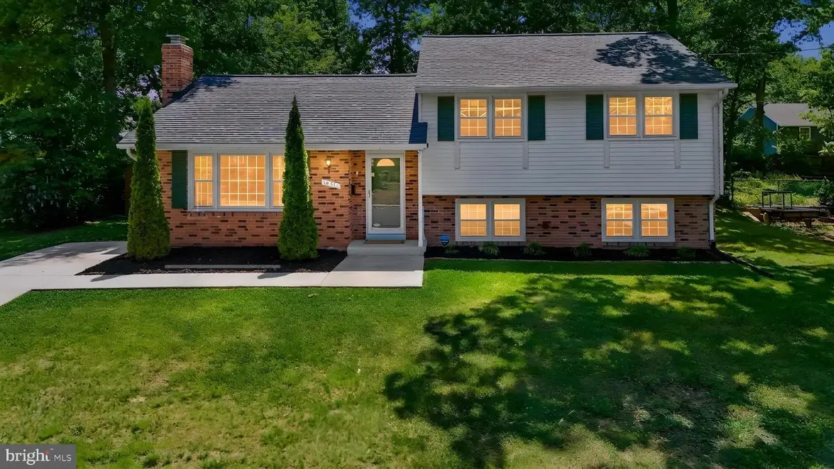 14711 Carlbern Dr, Centreville, VA 20120 - #1