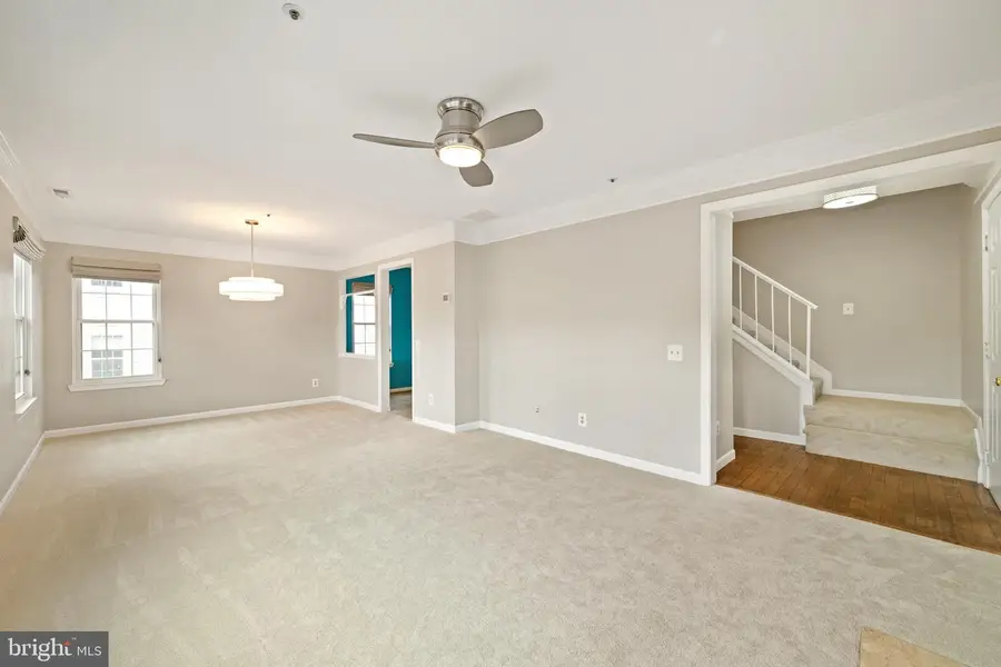 2816 Emma Lee St #303, Falls Church, VA 22042 - #2
