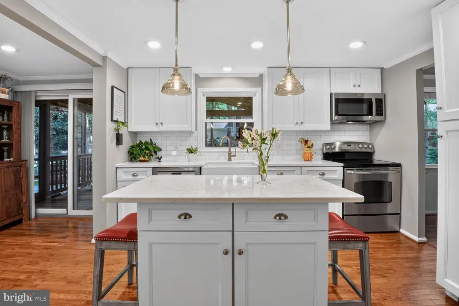 12714 Longleaf Ln, Herndon, VA 20170 - #2