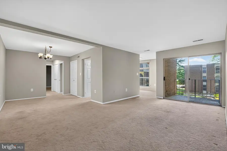 3358 Woodburn Rd #22, Annandale, VA 22003 - #2