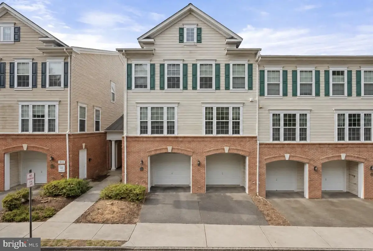 7049 Huntley Run Pl #116, Alexandria, VA 22306 - #1