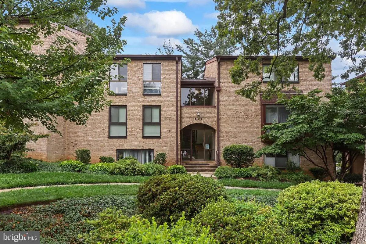 2060 Royal Fern Ct #11a, Reston, VA 20191 - #1