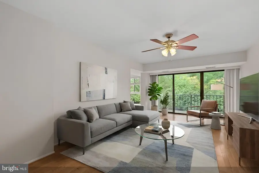 2060 Royal Fern Ct #11a, Reston, VA 20191 - #2