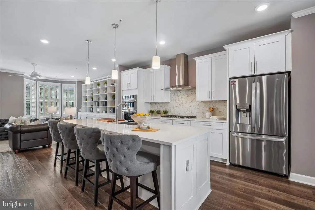 110 Market Sq Nw #24, Vienna, VA 22180 - #1