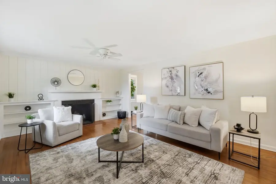 7002 Lee Park Ct, Falls Church, VA 22042 - #3