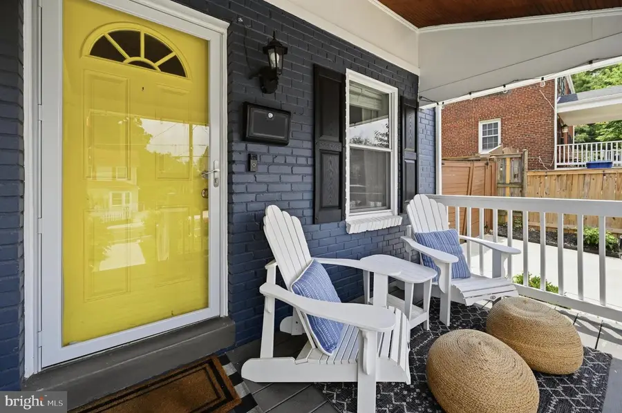 5865 Edgehill Dr, Alexandria, VA 22303 - #3