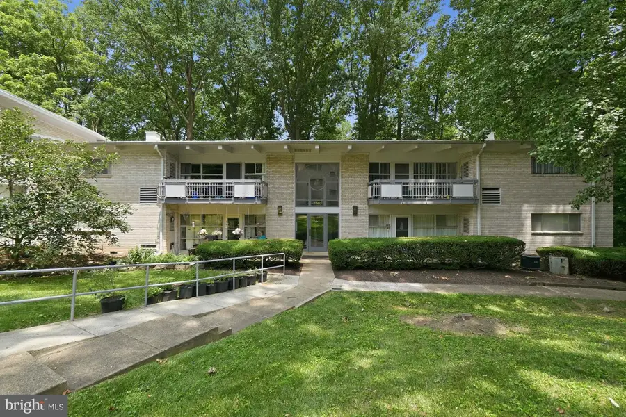 7740 Donnybrook Ct #202, Annandale, VA 22003 - #2