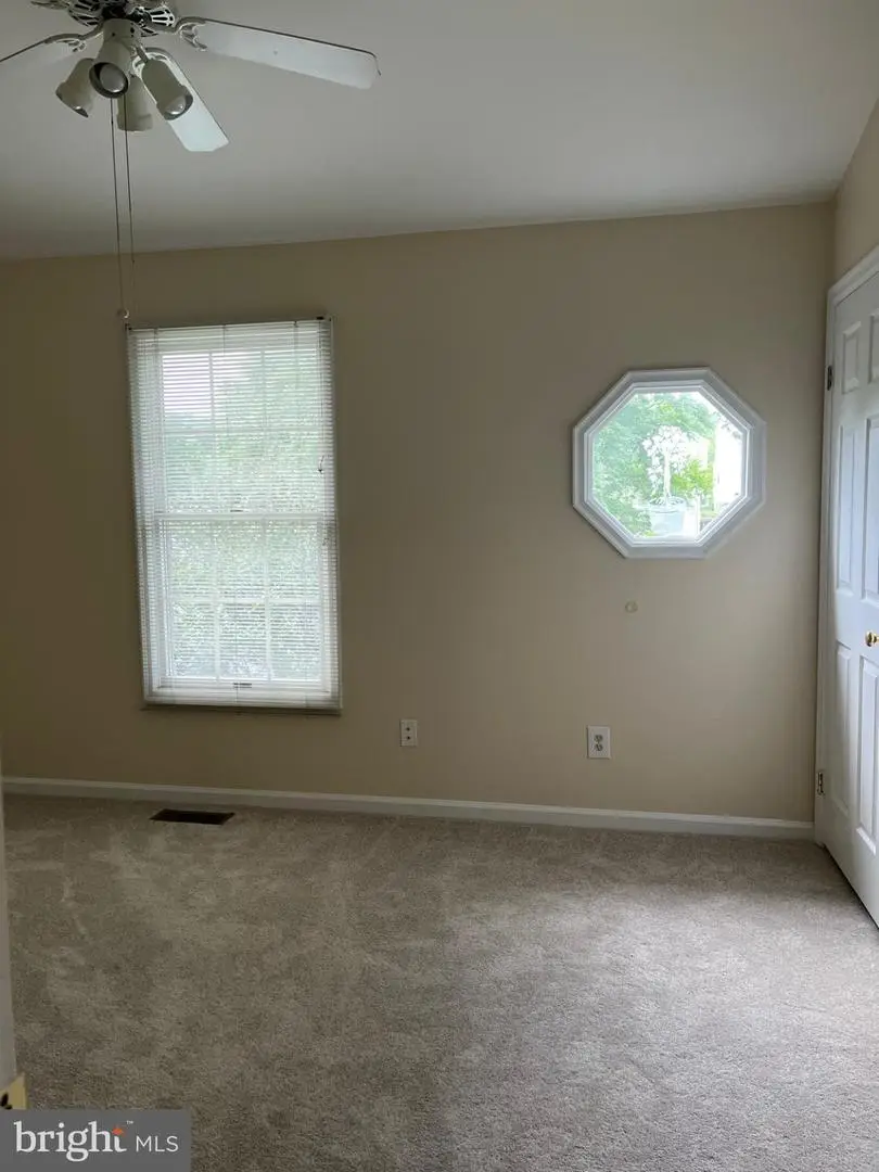 6556 Skylemar Trl, Centreville, VA 20121 - #2