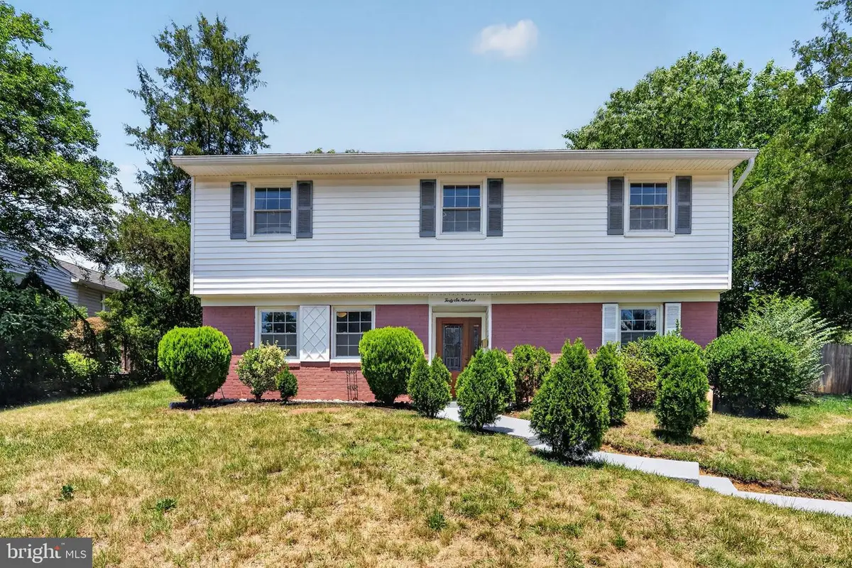 4600 Picot Rd, Alexandria, VA 22310 - #1