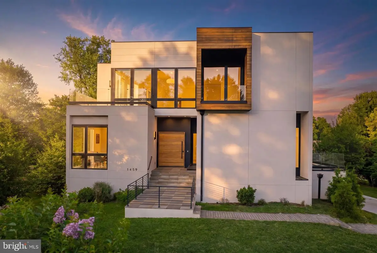 1459 Dewberry Ct, McLean, VA 22101 - #1
