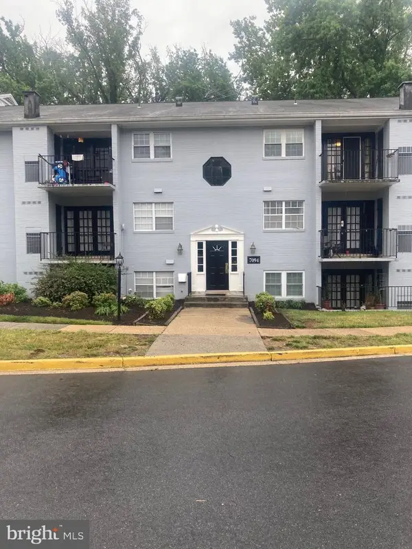 7094 Spring Garden Dr #202, SPRINGFIELD, VA 22150