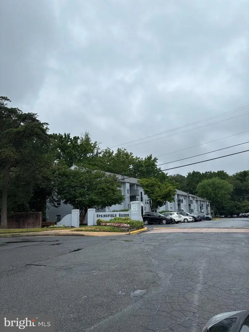 7094 Spring Garden Dr #202, Springfield, VA 22150 - #2