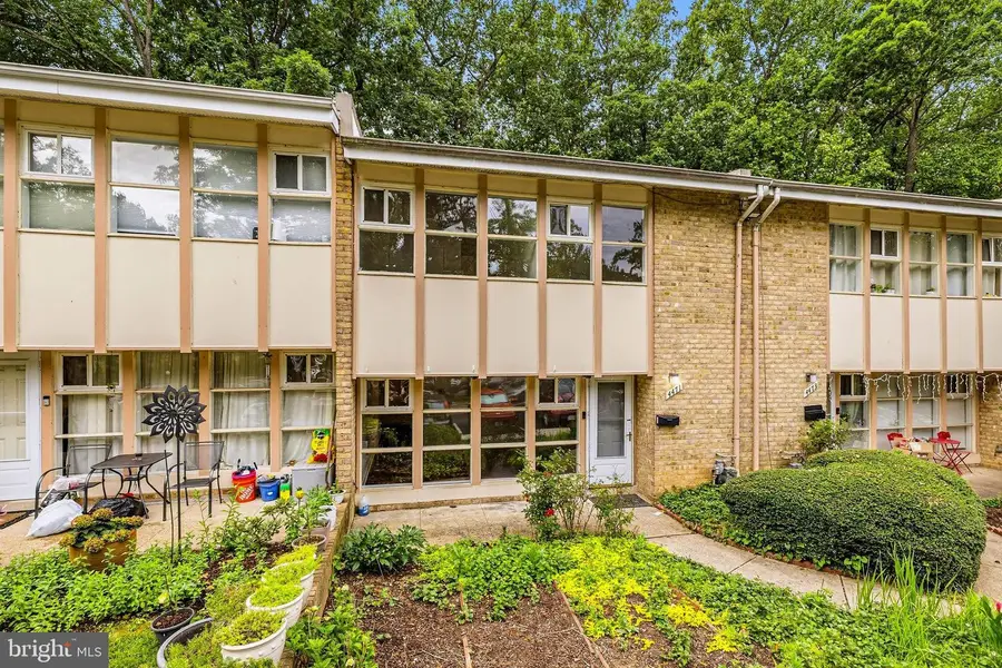 4471 Forest Glen Ct, Annandale, VA 22003 - #2