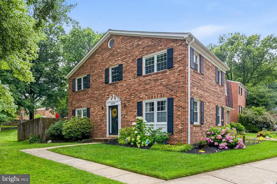 6850 Brian Michael Ct, Springfield, VA 22153 - #2