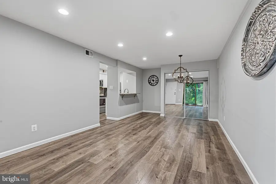 5816 Royal Ridge #l, Springfield, VA 22152 - #3