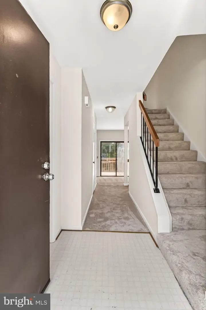 11859 Coopers Ct, Reston, VA 20191 - #2