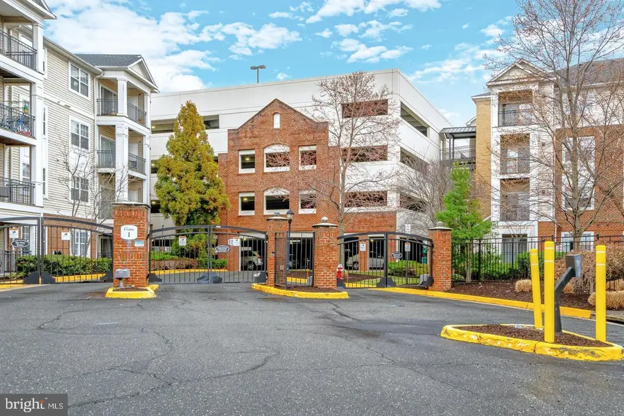 12925 Centre Park Cir #405, Herndon, VA 20171 - #2
