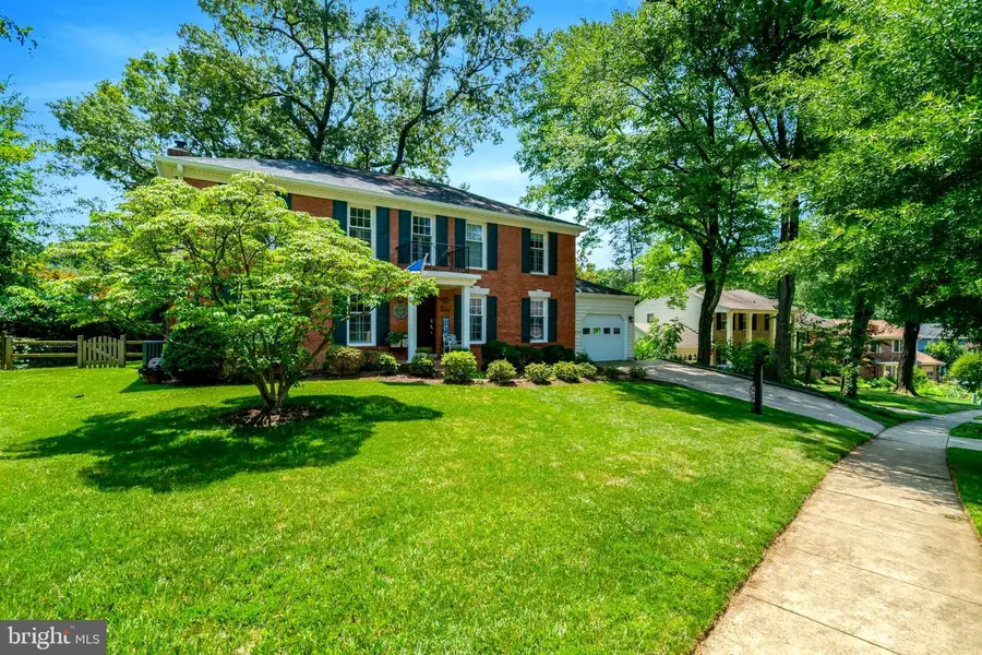 4315 Wakefield Dr, Annandale, VA 22003 - #3
