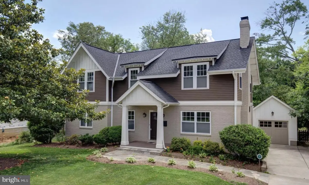 2308 Westmoreland St, Falls Church, VA 22046 - #1